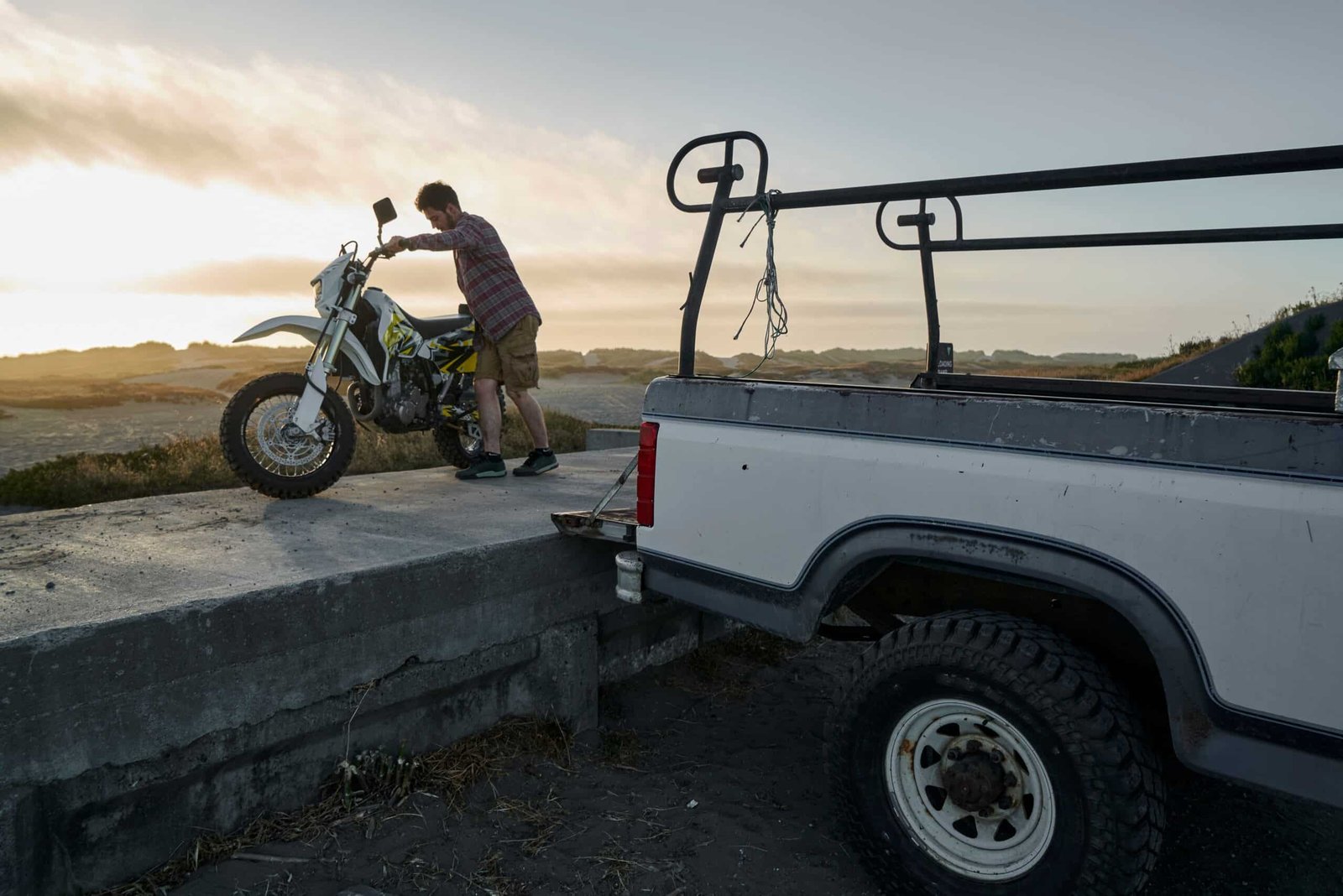 motorcycle towing