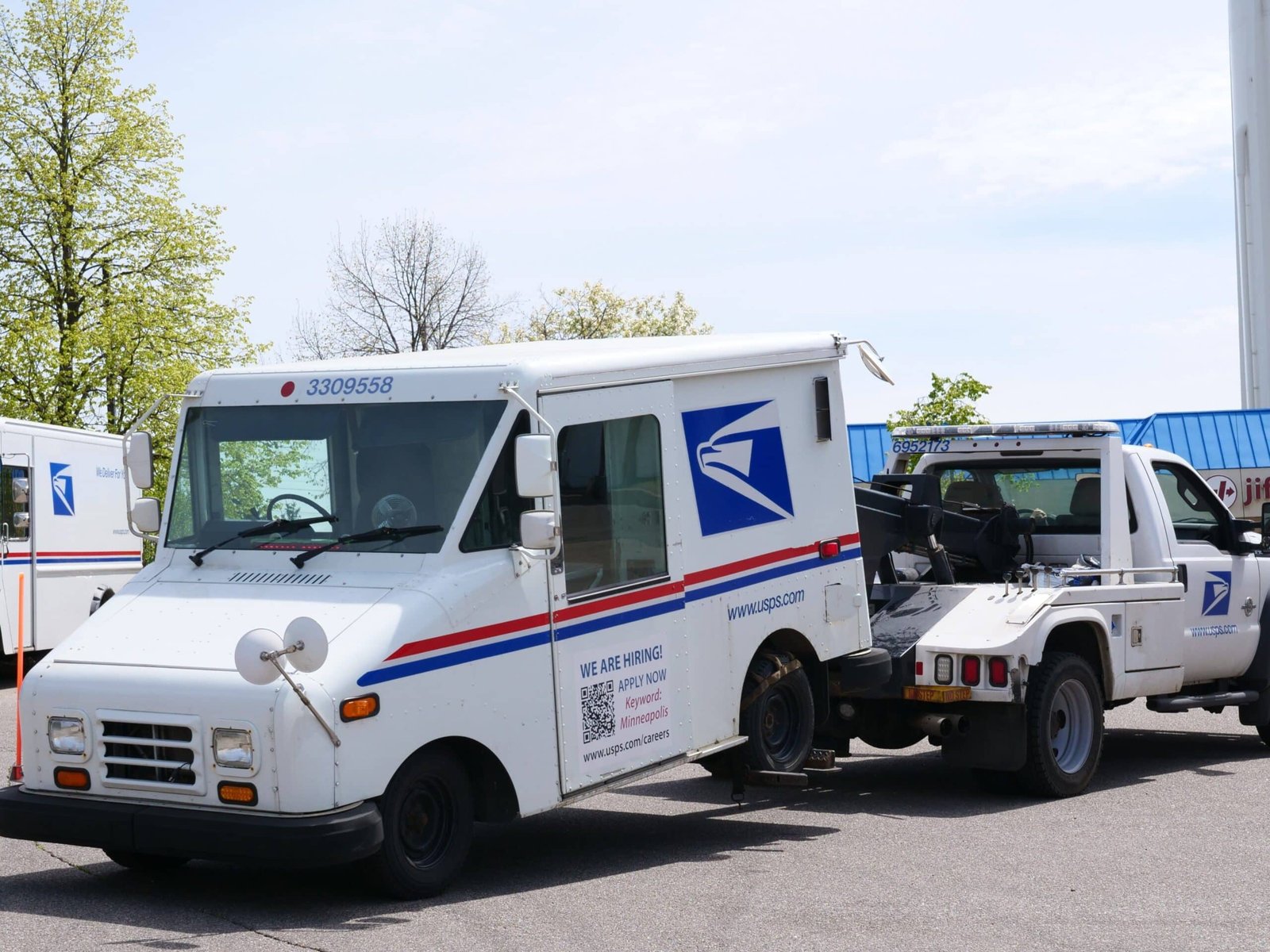 towing & roadside assistance